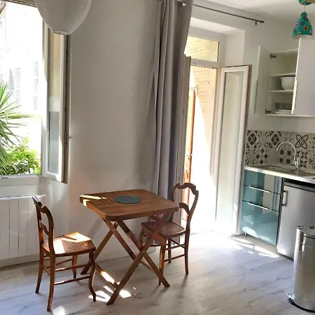 Appartement Le Bonheur 1827 *